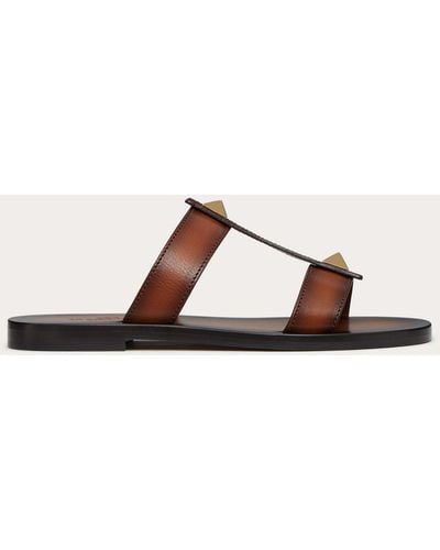 Valentino Garavani Roman Stud Slide Sandal In Cowhide - Brown