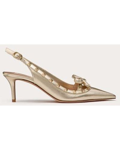 Valentino Garavani Rockstud Bow Slingback Court Shoes In Laminated Nappa Leather And 60mm Tone Studs - Natural