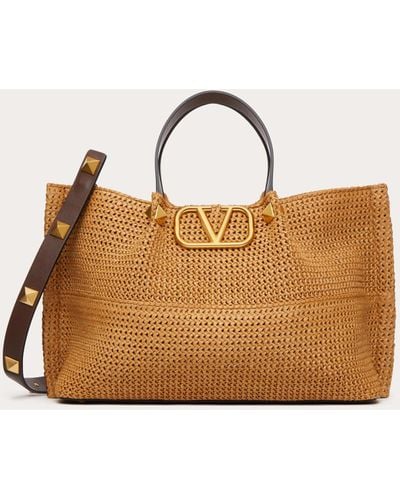 Valentino Garavani Medium Shopping Bag In Synthetic Raffia - Brown