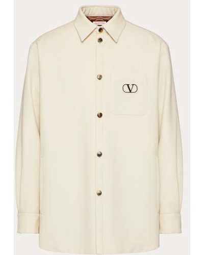 Valentino Giacca camicia in gabardina di lana con patch vlogo signature - Neutro