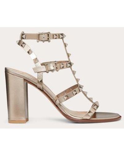 Valentino Garavani Rockstud Metallic Calfskin Ankle Strap Sandal 90 Mm - Natural