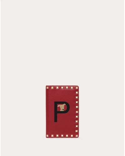 Valentino Garavani Rockstud Pet Customisable Passport Holder - Red