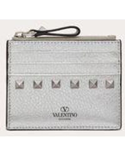 Valentino Garavani Rockstud Grainy Metallic Calfskin Card Holder With Zip - Natural