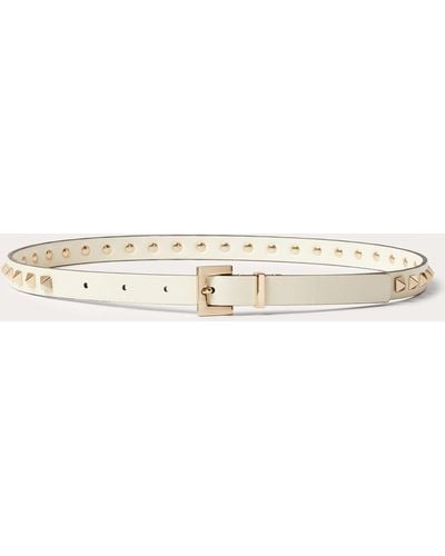 Valentino Garavani Rockstud Belt In Shiny Calfskin 15 Mm - Natural