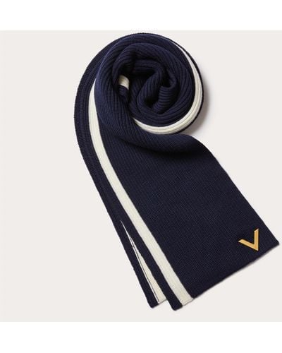 Valentino Garavani Wool Scarf With Metal V Appliqué - Blue