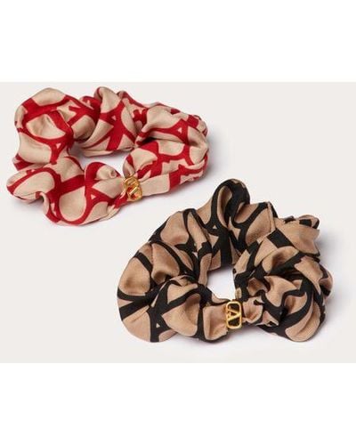 Valentino Garavani Toile Iconographe Scrunchies Set In Silk With Vlogo Appliqué - Red