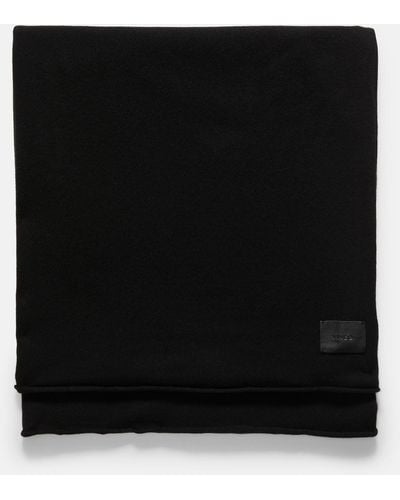 Vince Plush Cashmere Blanket Wrap - Black