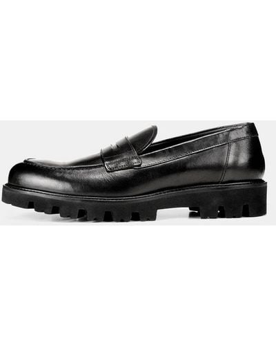 Vince Comrade Leather Loafers - Black