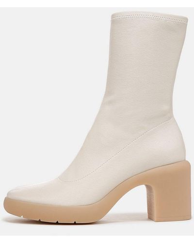 Vince Mandy Leather Ankle Boot - White