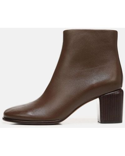 Vince Maggie Leather Boot - Brown