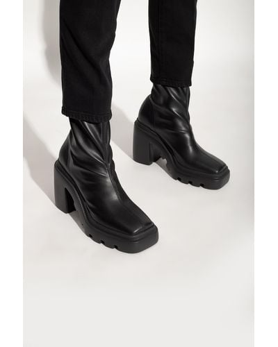 Vic Matié Heeled Ankle Boots - Black