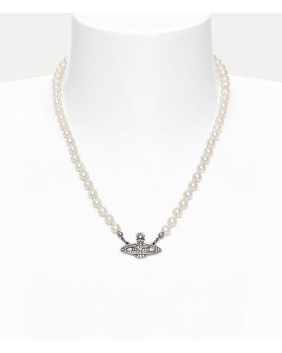 Vivienne Westwood Man. Mini Bas Relief Pearl Necklace - White