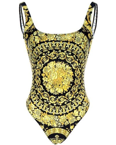 Versace Beachwear and swimwear outfits for Women, Online Sale up to 63%  off