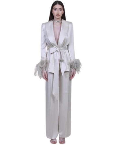 The Archivia Ives Ivory Suit - White
