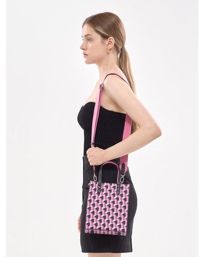rosa k sling bag