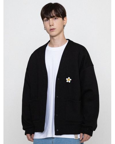 GRAVER Pink Flower Dot Embroidery Sweatshirt in White for Men