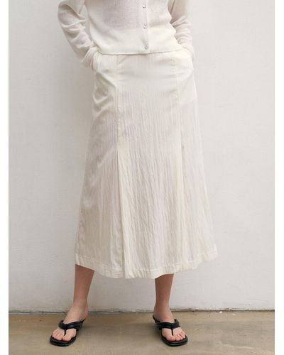 LOEIL Unique Slit Long Skirt - White