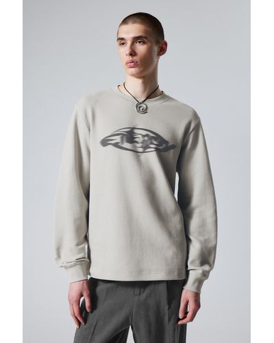 Weekday Relaxed Graphic Long Sleeve - Grey