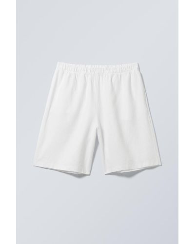 Weekday Relaxte Shorts aus Leinenmischung - Weiß