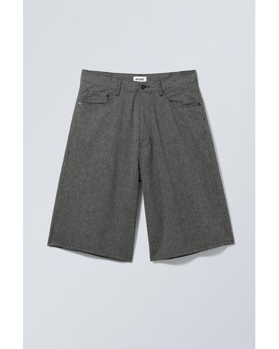 Weekday Astro Loose Striped Shorts - Grey
