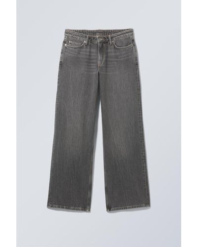 Weekday Lockere Jeans Ampel Mit Niedrigem Bund - Grau