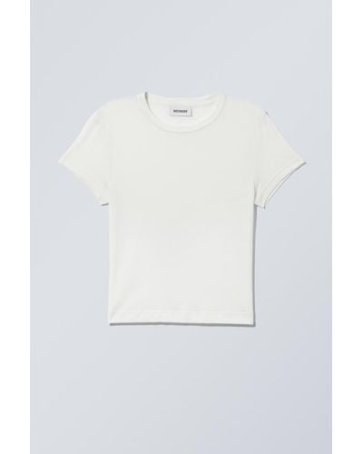 Weekday Körpernahes T-Shirt - Weiß