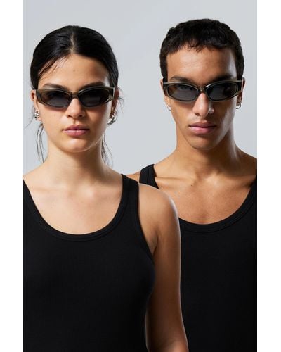 Weekday Slide Sunglasses - Black