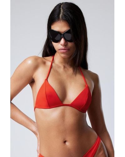 Weekday Mini-Triangel-Bikinioberteil aus Neopren - Rot
