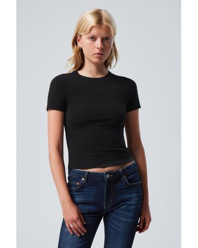 Weekday Slim Fitted T-Shirt - Black