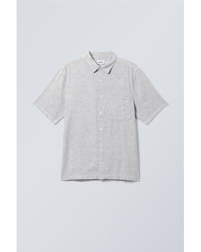 Weekday Lockeres Kurzarmhemd aus Leinen - Weiß