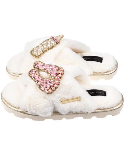 Laines London Ultralight Chic Laines Slipper Sliders With New Baby Girl Brooches - Pink