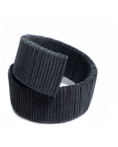WAIWAI Ribbed Cuff Bracelet - Black