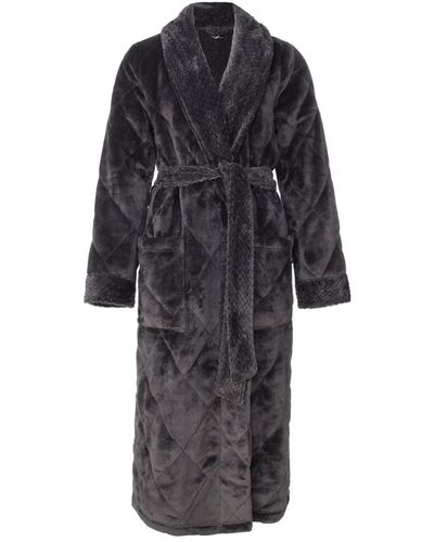 Pretty You London Quilted Velour Robe In Raven - Black