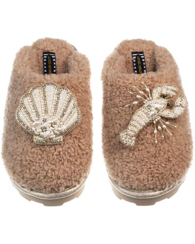 Laines London Teddy Closed Toe Slippers With Pearl Beaded Lobster & Shell Brooches - Natural