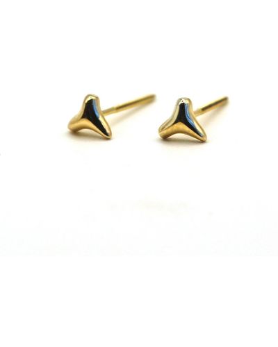 VicStoneNYC Fine Jewelry Shark Tooth Stud Earrings - Metallic