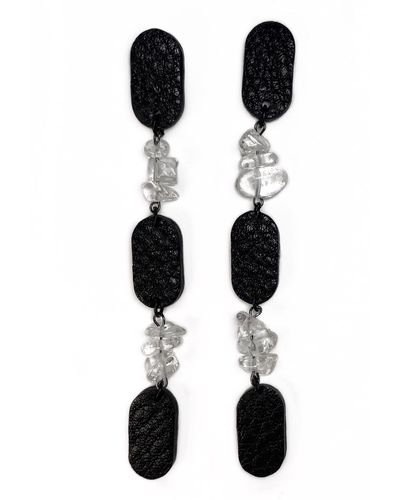 WAIWAI Capsule Dangle Earrings With Clear Quartz Crystals - Black