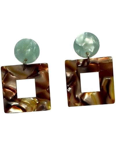CLOSET REHAB Small Open Square Drop Earrings In Peanut Brittle - Green