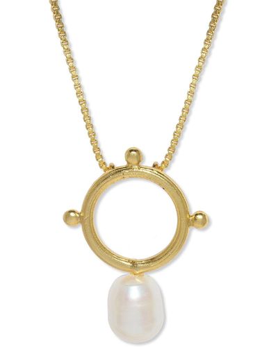 Ottoman Hands Leonie Pearl Pendant Necklace - Metallic