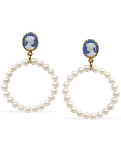 Vintouch Italy A Perfect Circle Sky Blue Cameo And Pearl Earrings - Metallic