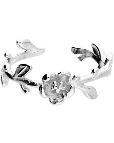 Kaizarin Sterling Flower Toe Ring - Metallic