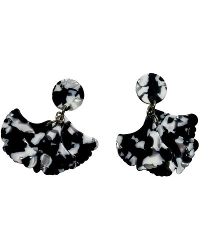 CLOSET REHAB Mini Petal Drop Earrings In - Black