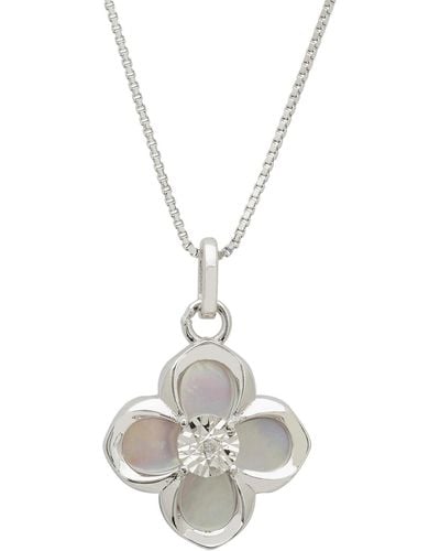 LÁTELITA London Clover Flower Mother Of Pearl Pendant Necklace Silver - Metallic