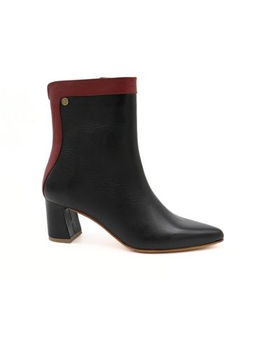 Stivali New York Cerise Heeled Ankle Booties In Ruby Wine Leather - Black