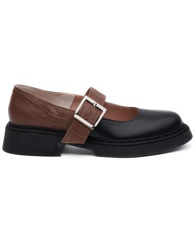 Mas Laus Closed Toe Buckle Sandals - Brown