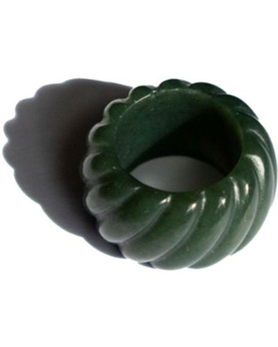 seree Croissant Jade Twist Ring - Black