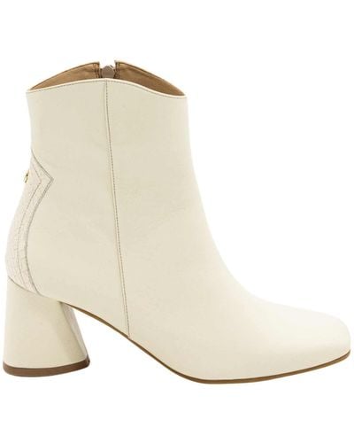 Stivali New York Kofan Ankle Boots In Ivory Leather - White
