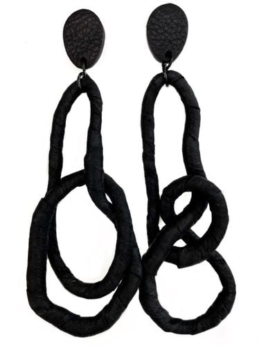 WAIWAI Flexi Dangle Earrings - Black