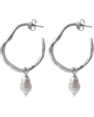 Haze & Glory Mutiara Pearl Earrings - Metallic