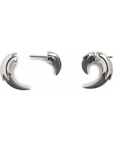 Kasun Small Vampire Claw Earrings - Metallic