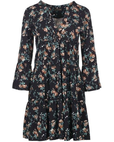 Conquista Floral A Line Dress With Bell Sleeves - Black